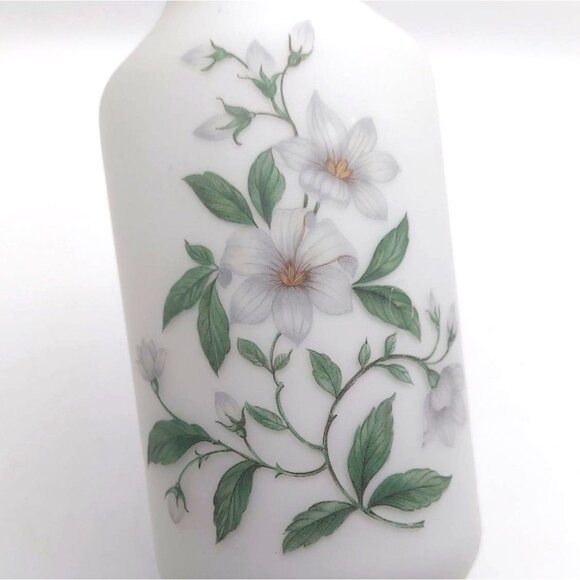 Vintage White Satin Glass Vase With Floral Design & Gold Trim - Picture 8 of 9